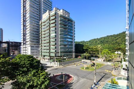 Apartamento para alugar com 240m², 3 quartos e 1 vaga Apartamento para alugar com 240m², 3 quartos e 1 vagaVista da Suíte 1