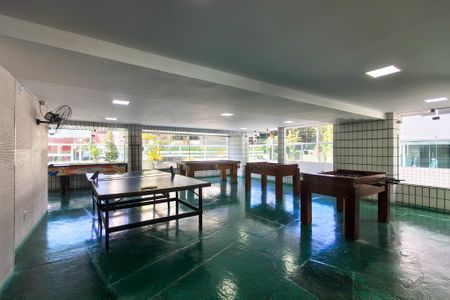 Apartamento para alugar com 240m², 3 quartos e 1 vaga Apartamento para alugar com 240m², 3 quartos e 1 vagaSalão de Jogos