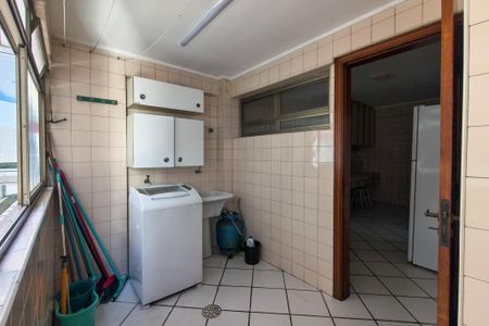 Apartamento para alugar com 240m², 3 quartos e 1 vaga Apartamento para alugar com 240m², 3 quartos e 1 vagaÁrea de Serviço