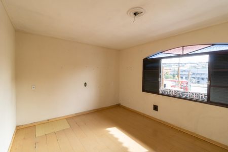 Casa à venda com 2 quartos, 227m² em Teresópolis, Porto Alegre