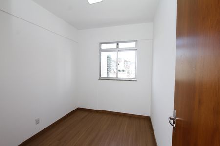 Apartamento para alugar com 83m², 3 quartos e 2 vagasQuarto 2
