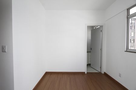 Apartamento para alugar com 83m², 3 quartos e 2 vagasQuarto 3 - Suíte