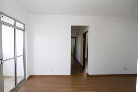 Apartamento para alugar com 83m², 3 quartos e 2 vagasSala