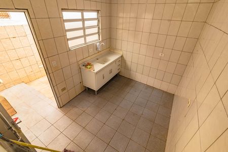 Casa para alugar com 75m², 2 quartos e sem vaga
