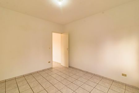 Casa para alugar com 75m², 2 quartos e sem vaga