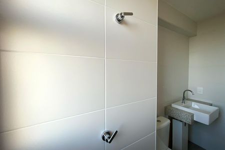 Apartamento à venda com 94m², 3 quartos e 3 vagas Apartamento à venda com 94m², 3 quartos e 3 vagasBanheiro da Suíte 2