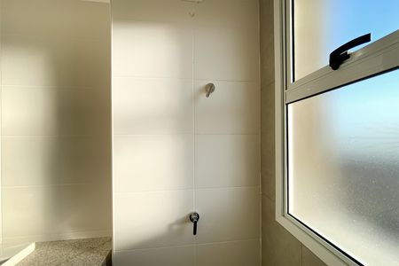 Apartamento à venda com 94m², 3 quartos e 3 vagas Apartamento à venda com 94m², 3 quartos e 3 vagasBanheiro da Suíte 1