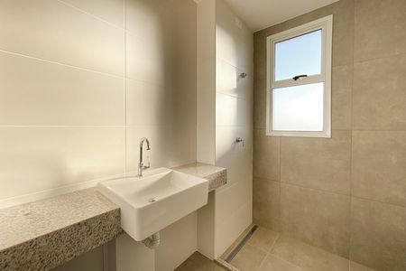 Apartamento à venda com 94m², 3 quartos e 3 vagas Apartamento à venda com 94m², 3 quartos e 3 vagasBanheiro da Suíte 1