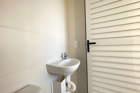 Apartamento à venda com 94m², 3 quartos e 3 vagas Apartamento à venda com 94m², 3 quartos e 3 vagasBanheiro de serviço