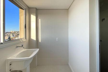 Apartamento à venda com 94m², 3 quartos e 3 vagas Apartamento à venda com 94m², 3 quartos e 3 vagasÁrea de Serviço