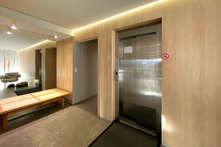 Apartamento à venda com 94m², 3 quartos e 3 vagas Apartamento à venda com 94m², 3 quartos e 3 vagasÁrea comum