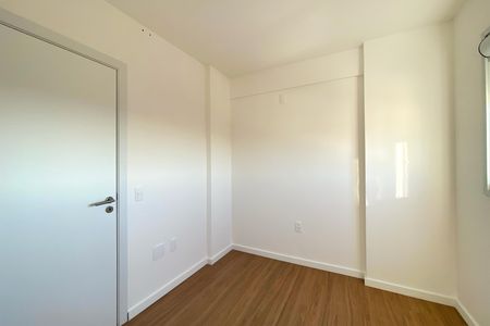 Apartamento à venda com 94m², 3 quartos e 3 vagas Apartamento à venda com 94m², 3 quartos e 3 vagasSuite 2