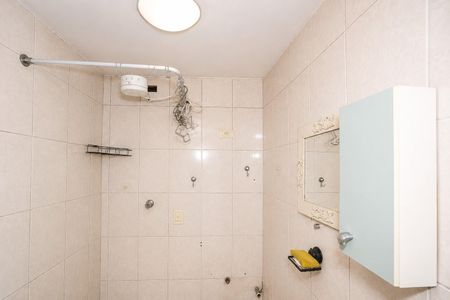 Banheiro de kitnet/studio para alugar com 1 quarto, 30m² em Bela Vista, São Paulo