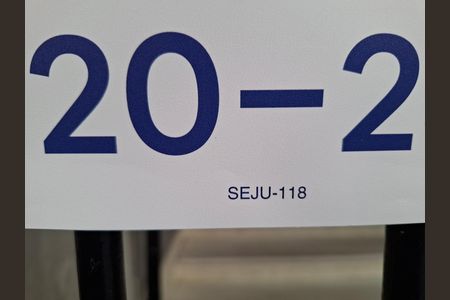 Placa de apartamento à venda com 2 quartos, 160m² em Laranjeiras, Rio de Janeiro