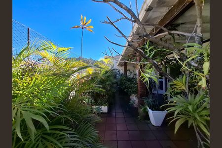 Apartamento à venda com 160m², 2 quartos e 1 vaga Apartamento à venda com 160m², 2 quartos e 1 vagaVaranda