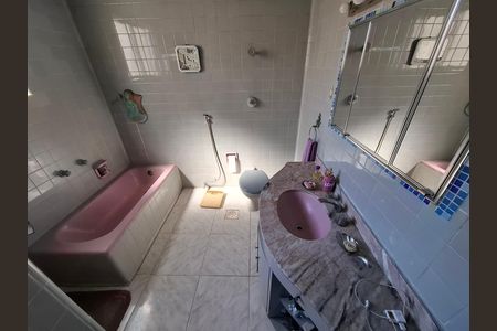 Banheiro de apartamento à venda com 2 quartos, 160m² em Laranjeiras, Rio de Janeiro