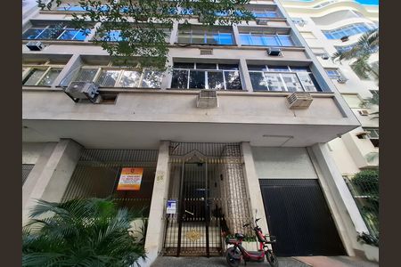 Placa de apartamento à venda com 2 quartos, 160m² em Laranjeiras, Rio de Janeiro