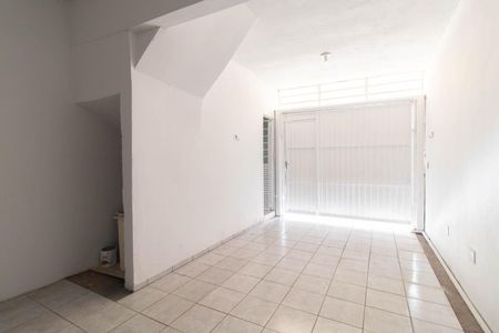 Garagem de casa de condomínio para alugar com 2 quartos, 150m² em Nonoai, Porto Alegre