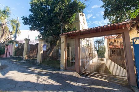 Fachada de casa de condomínio para alugar com 2 quartos, 150m² em Nonoai, Porto Alegre