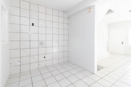 Casa de condomínio para alugar com 150m², 2 quartos e 2 vagas Casa de condomínio para alugar com 150m², 2 quartos e 2 vagasCozinha e Área de Serviço