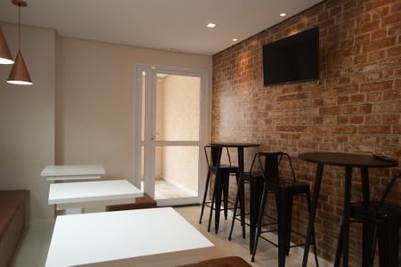 Apartamento para alugar com 47m², 2 quartos e 1 vagaÁrea comum - Salão de festas