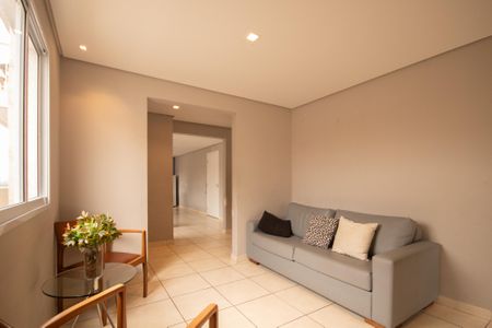 Apartamento para alugar com 47m², 2 quartos e 1 vagaÁrea comum - Salão de festas