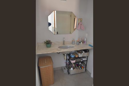 Apartamento à venda com 96m², 3 quartos e 2 vagas Apartamento à venda com 96m², 3 quartos e 2 vagasBanheiro da Suíte