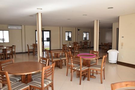 Apartamento à venda com 96m², 3 quartos e 2 vagas Apartamento à venda com 96m², 3 quartos e 2 vagasÁrea comum - Salão de festas