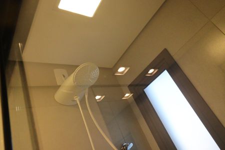 Apartamento para alugar com 55m², 2 quartos e 2 vagas Apartamento para alugar com 55m², 2 quartos e 2 vagasBanheiro