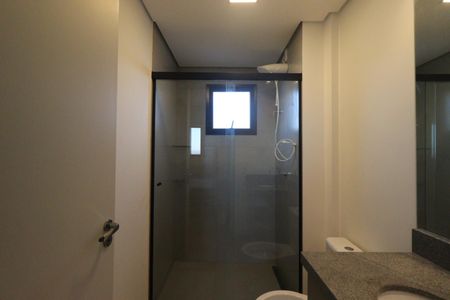 Apartamento para alugar com 55m², 2 quartos e 2 vagas Apartamento para alugar com 55m², 2 quartos e 2 vagasBanheiro da Suíte