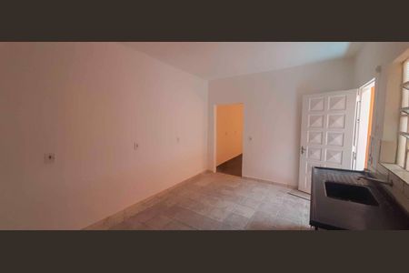 Casa para alugar com 60m², 2 quartos e sem vaga