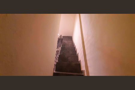 Casa para alugar com 60m², 2 quartos e sem vaga