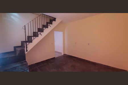 Casa para alugar com 2 quartos, 60m² em Pestana, Osasco