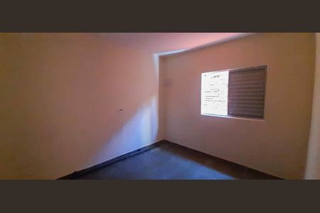 Quarto 1 de casa para alugar com 2 quartos, 60m² em Pestana, Osasco