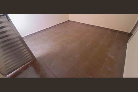 Casa para alugar com 60m², 2 quartos e sem vaga