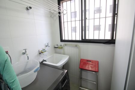 Apartamento para alugar com 58m², 2 quartos e 2 vagasCozinha e Área de Serviço