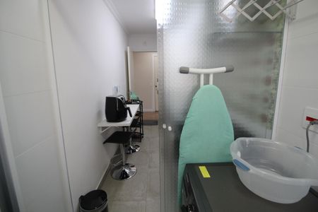 Apartamento para alugar com 58m², 2 quartos e 2 vagasCozinha e Área de Serviço