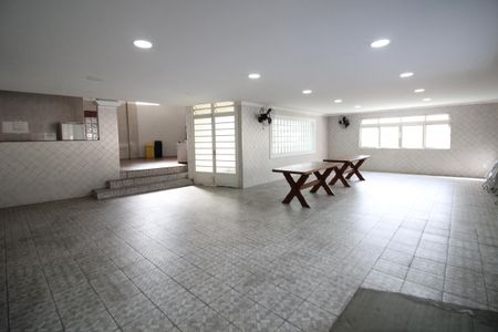 Apartamento para alugar com 58m², 2 quartos e 2 vagasÁrea comum - Salão de festas