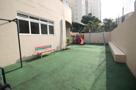 Apartamento para alugar com 58m², 2 quartos e 2 vagasÁrea comum - Playground