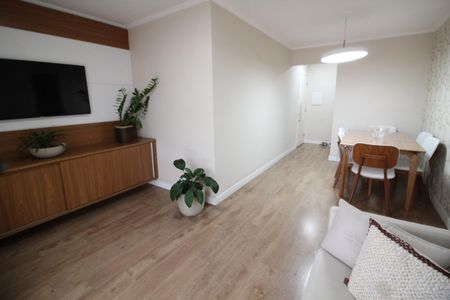 Apartamento para alugar com 58m², 2 quartos e 2 vagasSala