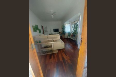 Casa à venda com 2 quartos, 200m² em Vila Galvão, Guarulhos
