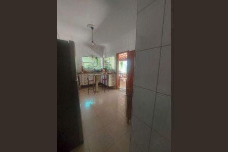 Casa à venda com 2 quartos, 200m² em Vila Galvão, Guarulhos