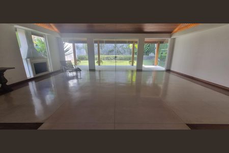Casa à venda com 3 quartos, 718m² em Fazenda Morumbi, São Paulo