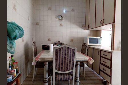 Casa à venda com 2 quartos, 208m² em Vila Monumento, São Paulo