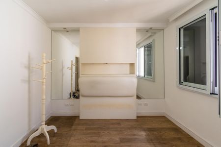 Casa de condomínio à venda com 133m², 3 quartos e 3 vagas Casa de condomínio à venda com 133m², 3 quartos e 3 vagasSuíte