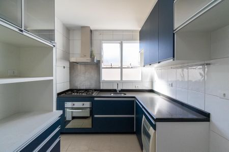 Casa de condomínio à venda com 133m², 3 quartos e 3 vagas Casa de condomínio à venda com 133m², 3 quartos e 3 vagasCozinha