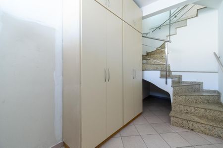Casa de condomínio à venda com 133m², 3 quartos e 3 vagas Casa de condomínio à venda com 133m², 3 quartos e 3 vagasQuarto de Serviço