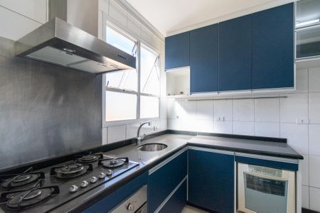 Casa de condomínio à venda com 133m², 3 quartos e 3 vagas Casa de condomínio à venda com 133m², 3 quartos e 3 vagasCozinha