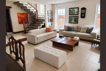 Casa de condomínio à venda com 332m², 5 quartos e 4 vagas Casa de condomínio à venda com 332m², 5 quartos e 4 vagasSala
