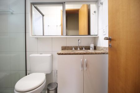 Apartamento para alugar com 74m², 2 quartos e 2 vagasBanheiro da Suíte 1